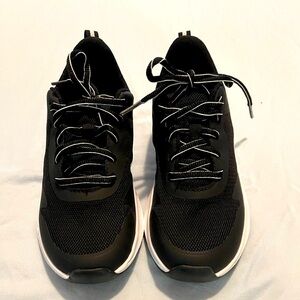 NEW Athletic Works Kids Sneakers